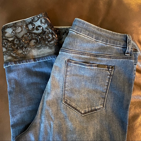 Chico’s Ankle Denim Jeans | 1R (M/8) - Picture 2 of 9